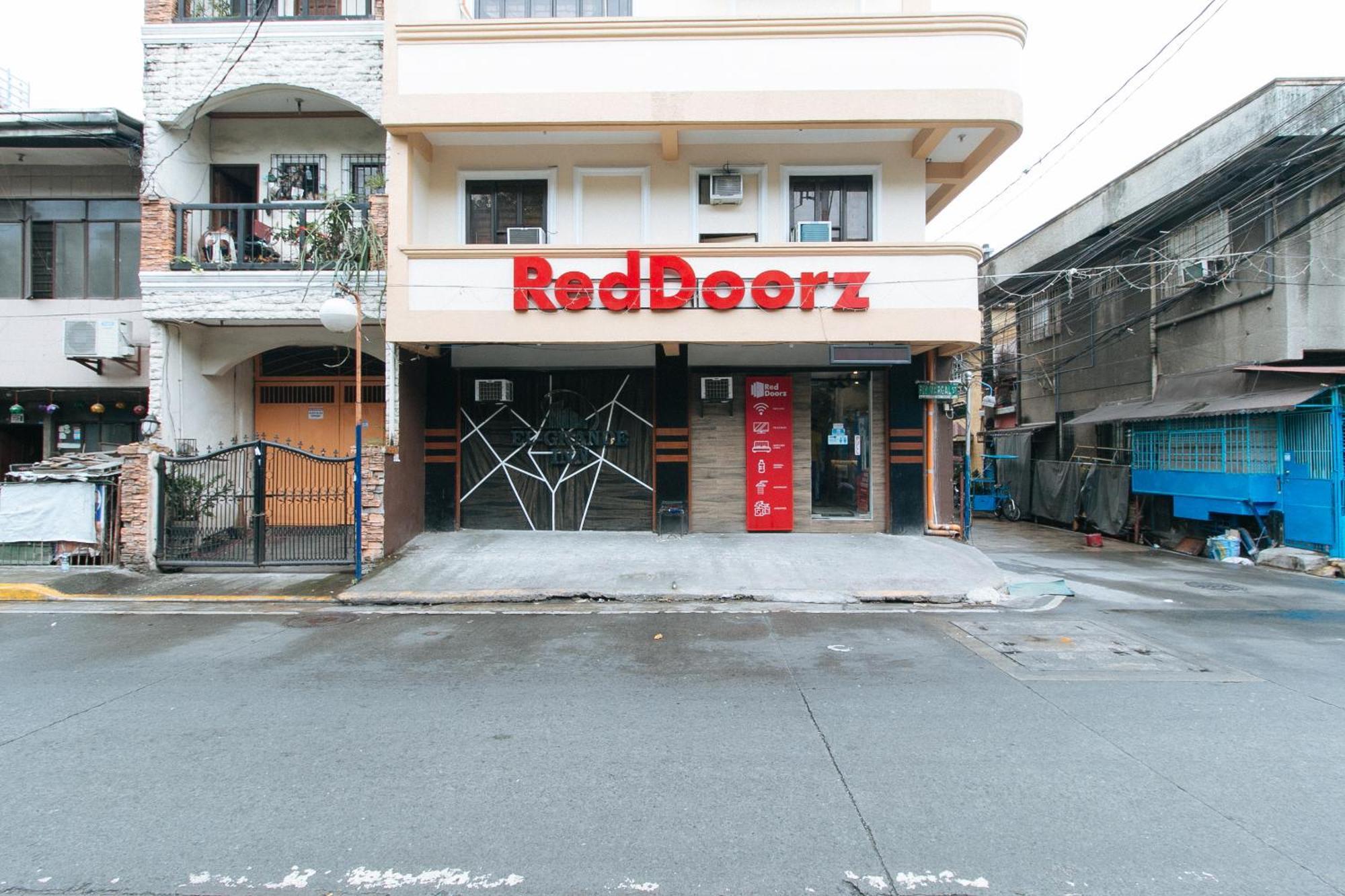 RedDoorz @ PIY Margal Sampaloc Manila Hotel Exterior foto